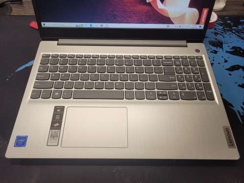 *STUNNING & FAST!*LENOVO IDEAPAD 3*N4020*4GB DDR4*256GB SSD*FHD*