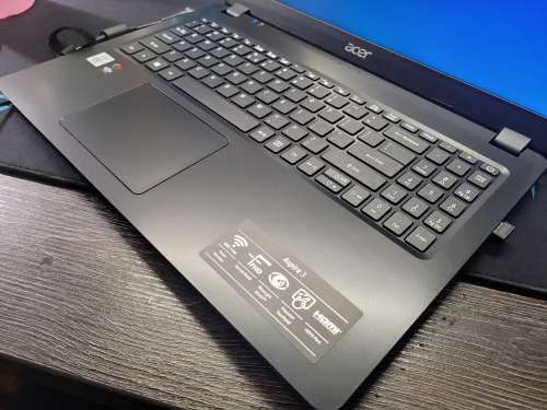 LATE ENTRY!*BEAST!*2020 Model*QUAD CORE 10TH GEN i7*ACER ASPIRE 3*i7-1065G7*8GB DDR4*512GB SSD*FHD