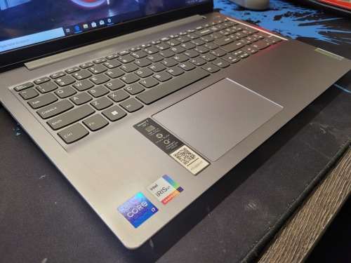 BEAST!*11TH GEN i7!*LENOVO IDEPASD 3*i7-1165G7*8GB DDR4*500GB NVME*FHD*21 MONTHS WARRANTY