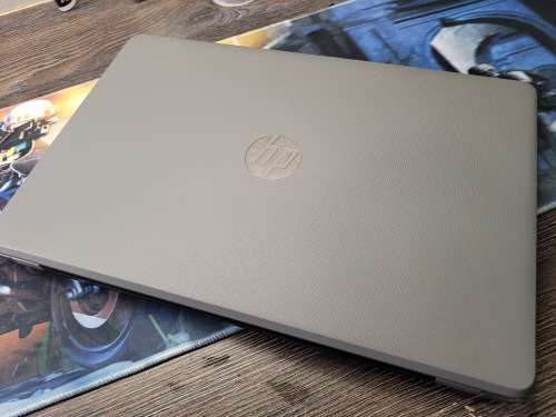 FAST!*HP notebook 15*i5-7200U*8GB DDR4*240GB SSD*HD*HD620 GRAPHICS