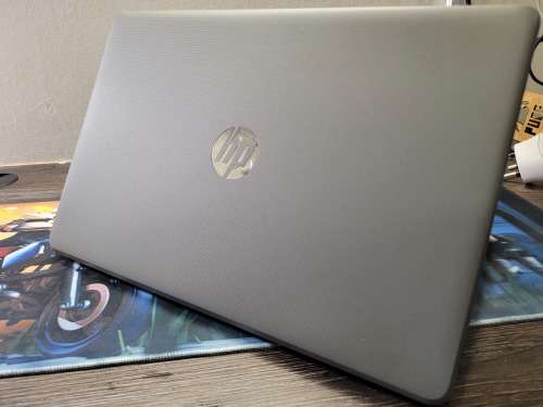 FAST!*HP notebook 15*i5-7200U*8GB DDR4*240GB SSD*HD*HD620 GRAPHICS