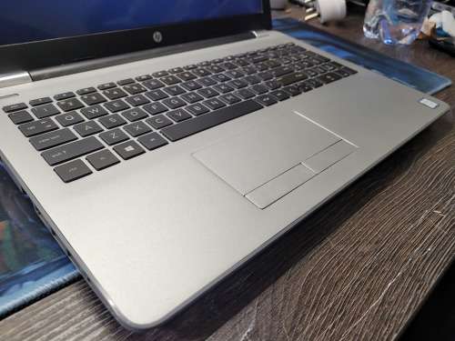 FAST!*HP notebook 15*i5-7200U*8GB DDR4*240GB SSD*HD*HD620 GRAPHICS