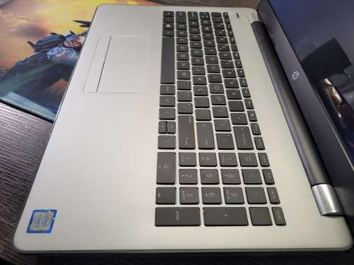 FAST!*HP notebook 15*i5-7200U*8GB DDR4*240GB SSD*HD*HD620 GRAPHICS