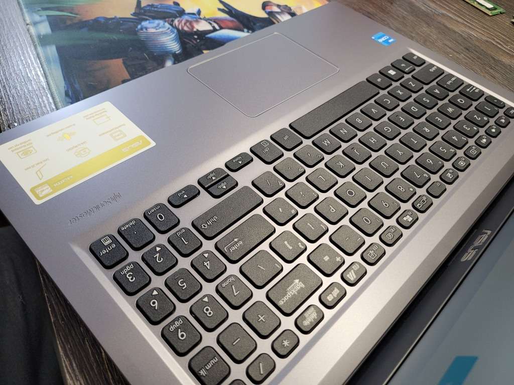 LATE ENTRY!*AS BRAND NEW!*11TH GEN BEAST!*ASUS X515EA*i3-1115G4*8GB DDR4*256GB SSD*WARRANTY