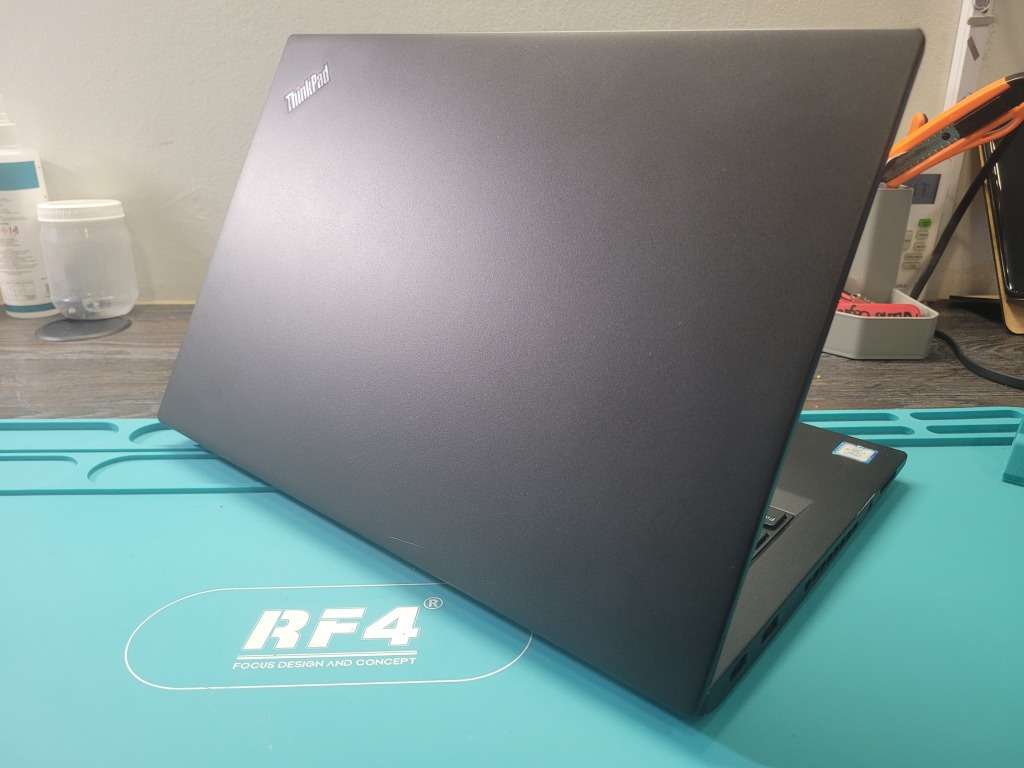 TOUCHSCREEN ULTRABOOK*LENOVO THINKPAD T470S*i5VPRO-7300U*FHD*256GB SSD*8GB*