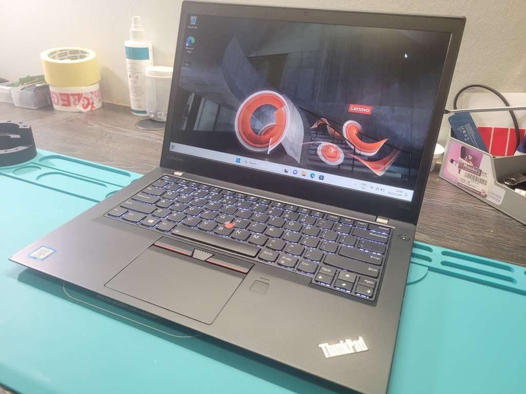 TOUCHSCREEN ULTRABOOK*LENOVO THINKPAD T470S*i5VPRO-7300U*FHD*256GB SSD*8GB*