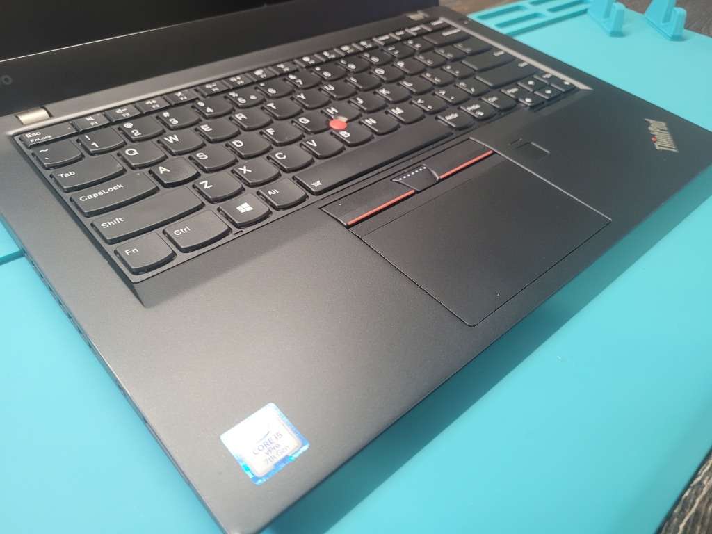 TOUCHSCREEN ULTRABOOK*LENOVO THINKPAD T470S*i5VPRO-7300U*FHD*256GB SSD*8GB*