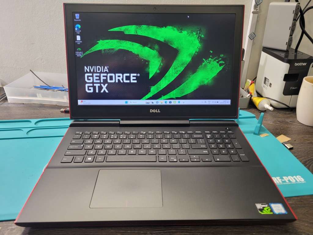 EXTREME GAMING!*NOT TO MISS DEAL!*DELL INSPIRON 7567*i5-7200HQ*8GB*256GB SSD*1TB HDD*FHD*GTX1050 4GB