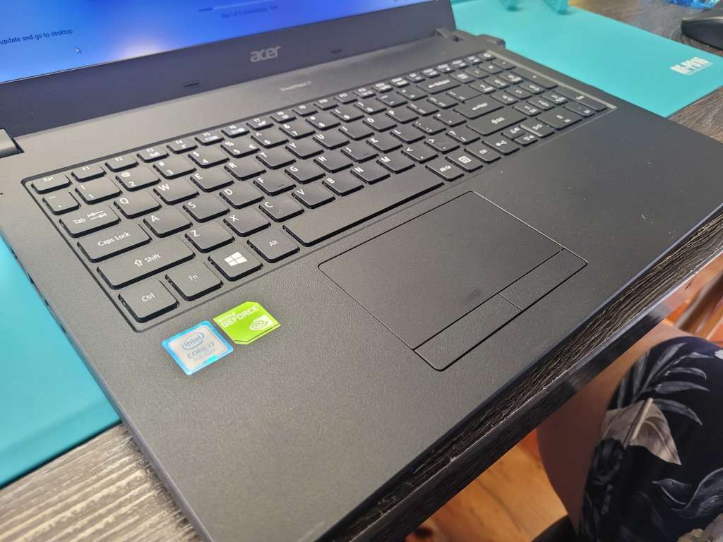 Graphic Design/Engineering*ACER P2510*i7-8550u*8GB*1000GB SSD*NVIDIA MX130*