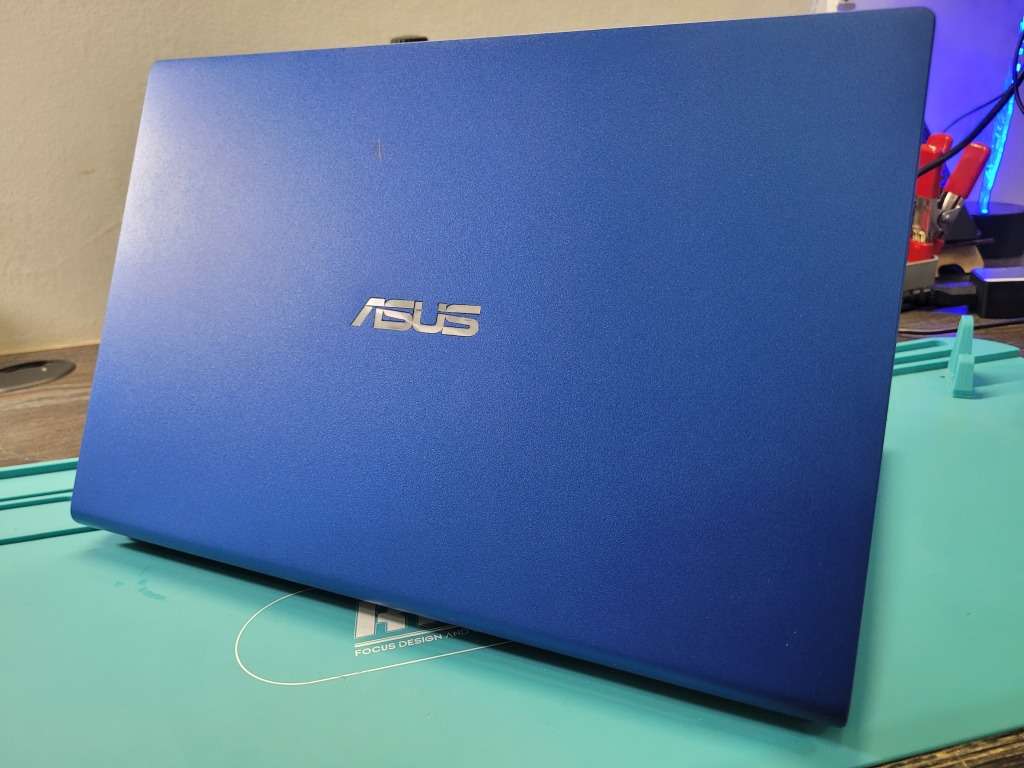 VERY FAST!*ASUS X409FA*i7-8565U*12GB DDR4*512GB NVME SSD*FHD