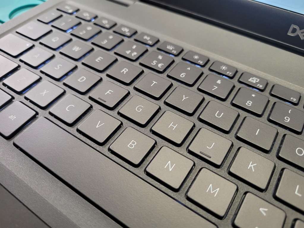 late entry-10TH GEN i5-DELL LATITUDE 3510-i5-10210U-8GB DDR4-256GB SSD-FHD