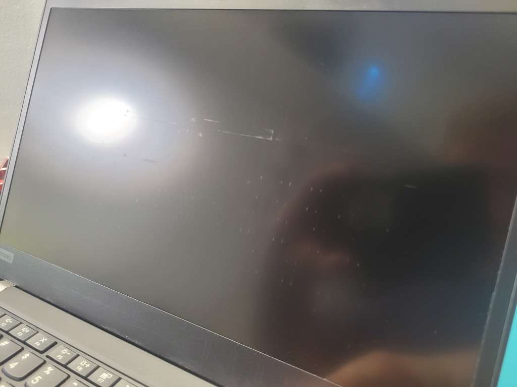 **BUSINESS MONSTER** LENOVO THINKPAD X390 CORE i5, 16GB RAM, 256SSD-WORTH R20k-GRAB IT@R4999!