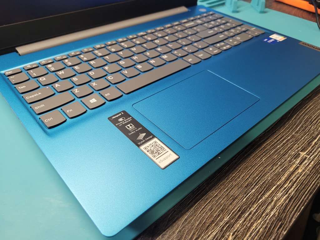 LATE ENTRY!*11th gen BEAST!!*LENOVO IDEAPAD 3*i5-1135G7*8GB DDR4*256GB SSD*1TB HDD*FHD*G7 GRAPHICS*