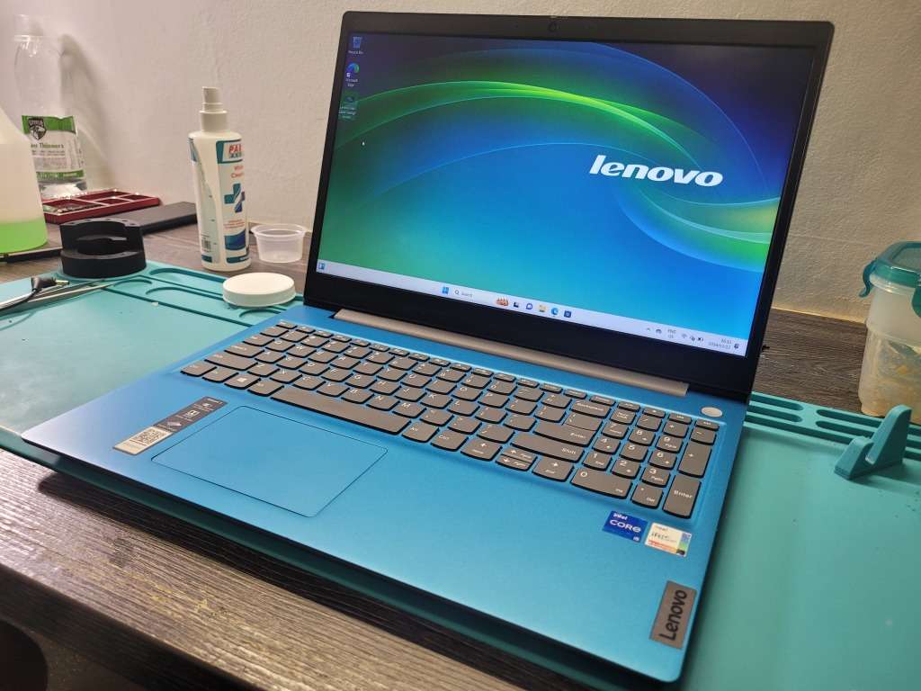 LATE ENTRY!*11th gen BEAST!!*LENOVO IDEAPAD 3*i5-1135G7*8GB DDR4*256GB SSD*1TB HDD*FHD*G7 GRAPHICS*