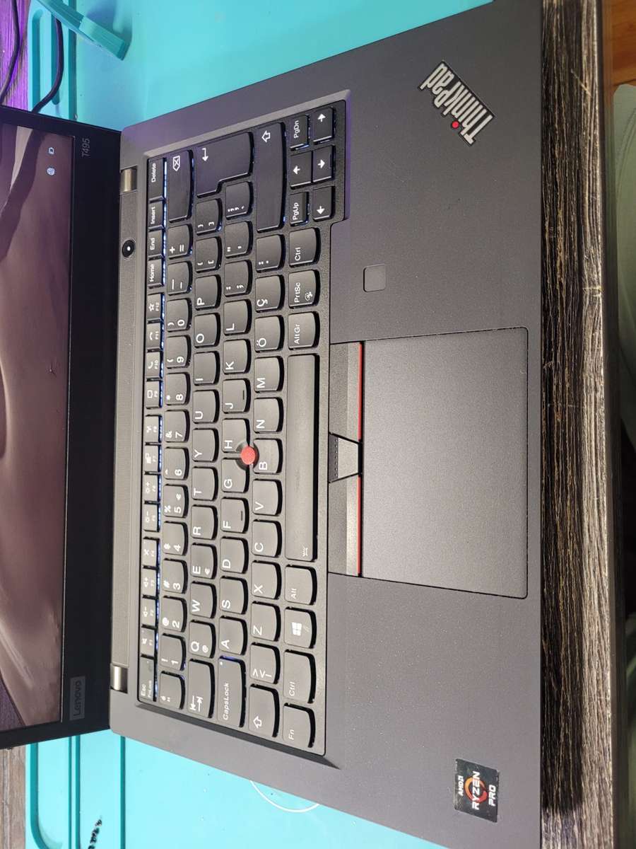 VERY FAST!*LENOVO THINKPAD T495*AMD RYZEN 5-3500U*8GB DDR4*256GB SSD*RADEON VEGA GRAPHICS*