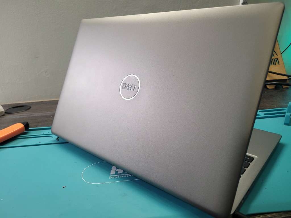 *11TH GEN*DELL LATITUDE 3520*i5-1135G7*16GB DDR4*512GB SSD*FHD*