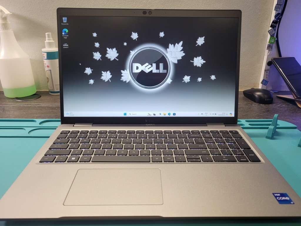 *Ultimate Beast*DELL PRECISION 3560*i7-1165G7*16GB*512GB SSD*NVIDIA QUADRO*FHD*G7 GRAPHICS*