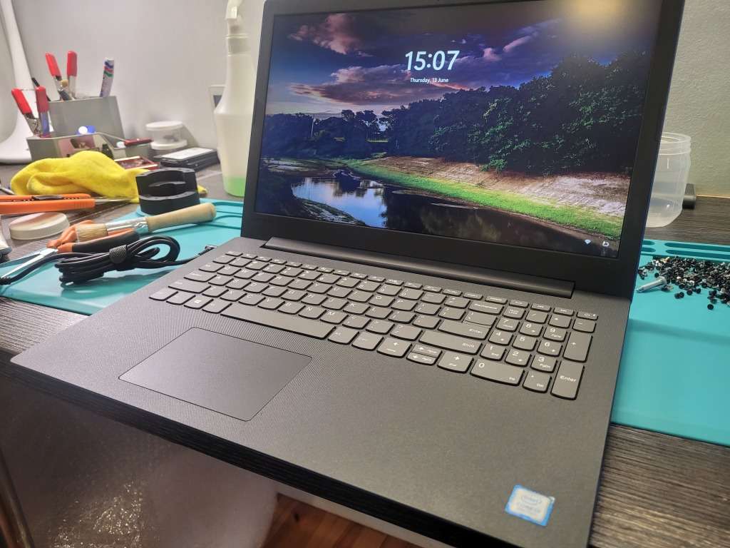 BEAST SPECS!*LENOVO IDEAPAD 130*i3-8130U*12GB DDR4*SAMSUNG 500GB SSD*FHD