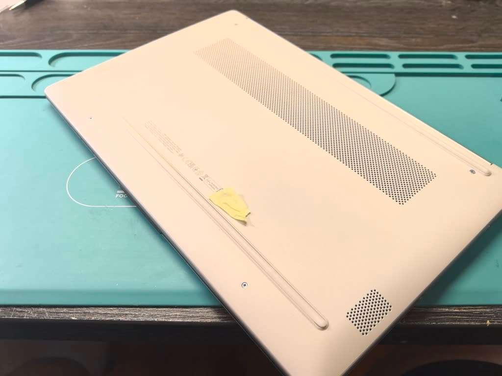 13th Gen HP Notebook 15 with Ryzen 5-7520U, 8GB DDR4, 512GB SSD, FHD