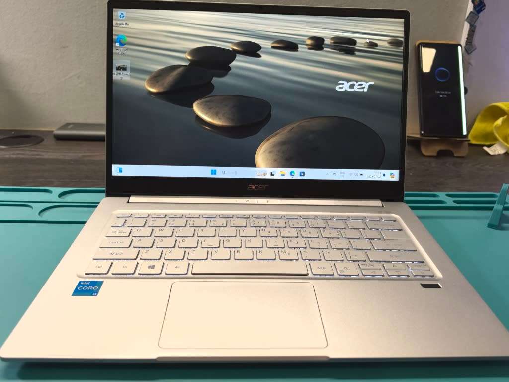 VERY FAST!*ACER SWIFT 3*i3-1115G4*IPS FHD*8GB RAM*256GB SSD*