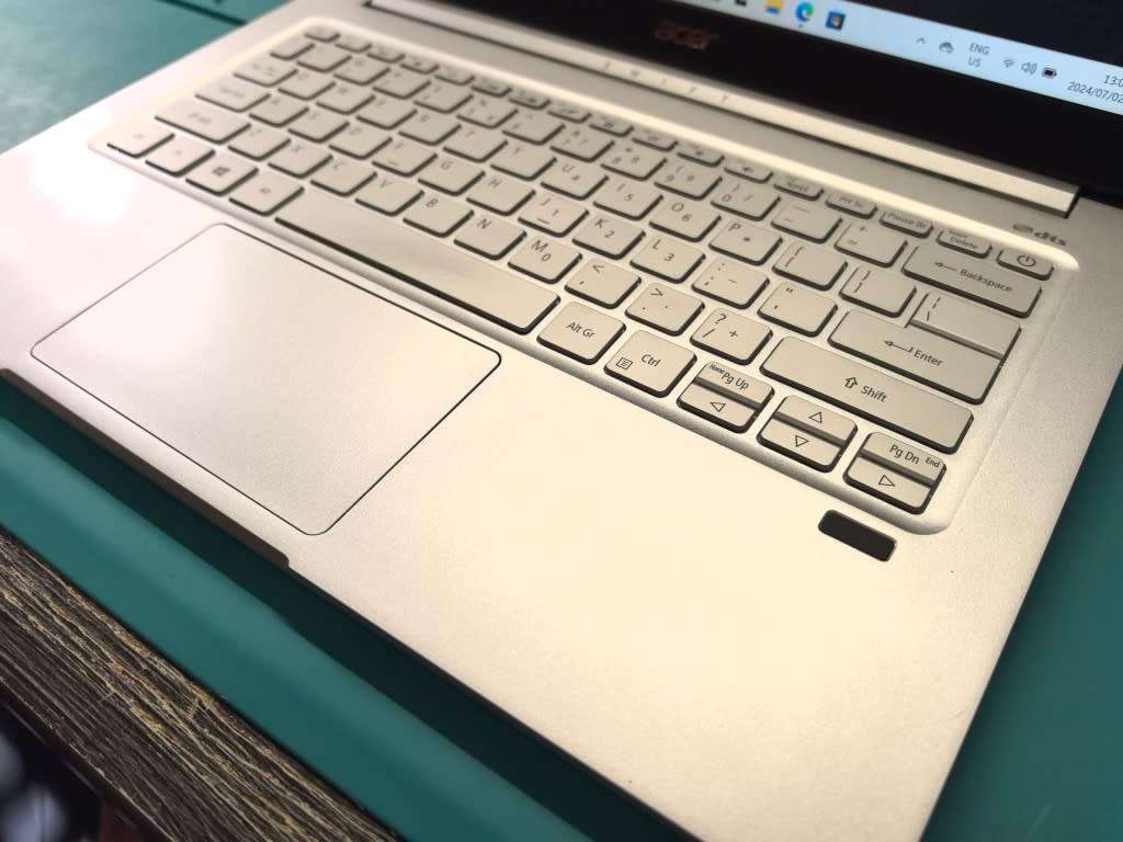 VERY FAST!*ACER SWIFT 3*i3-1115G4*IPS FHD*8GB RAM*256GB SSD*