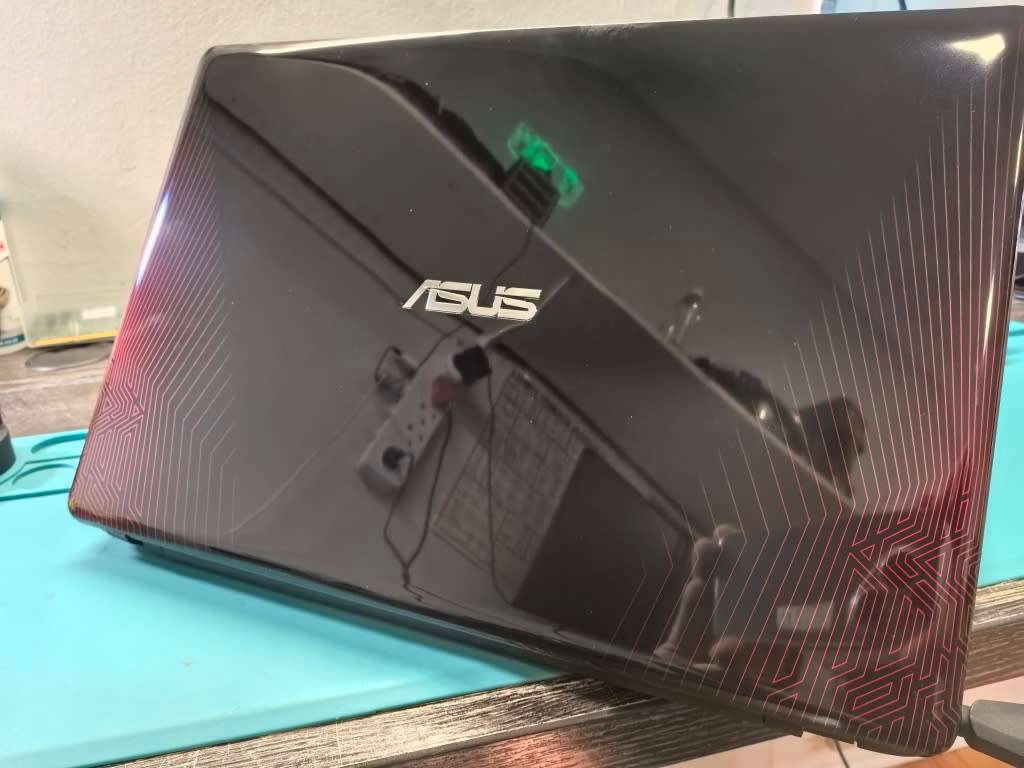 Late Entry-ASUS FX550VX GAMING-i7-6700HQ-8GB RAM-BARRACUDA 250GB SSD-NVIDIA GTX950M