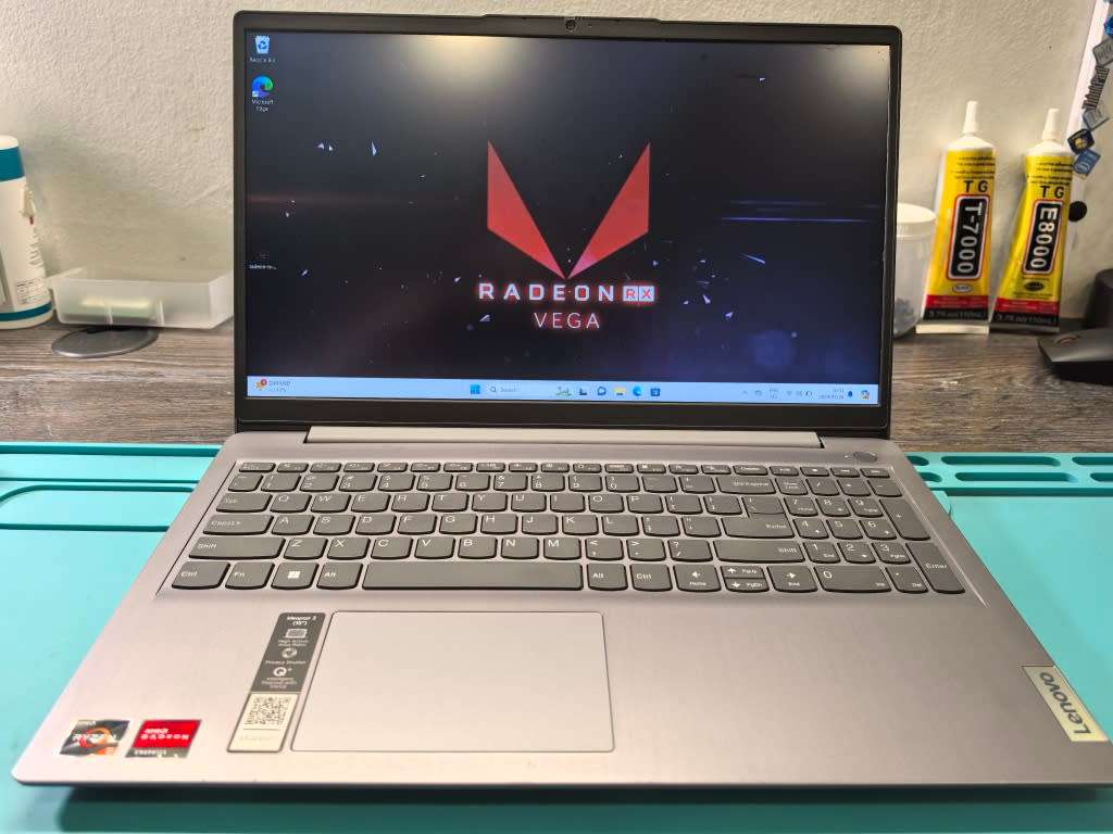 RADEON VEGA GFX-LENOVO IDEAPAD 3-RYZEN 5-3500U-8GB DDR4-512GB SSD-FHD
