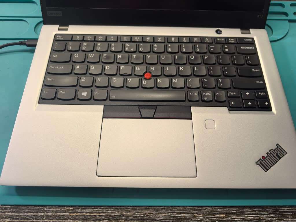 LENOVO THINKPAD X13-i5-10210U-8GB DDR4-FHD-512GB SSD-UHD GRAPHICS-BACKLIT-4G LTE