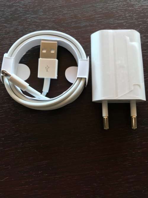 Apple iPhone 6S Plus 64gb Silver |PHONE SEALED in manufacturers plastics| Full 12 month WARRANTY