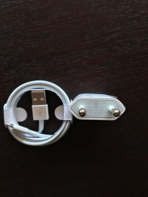 Apple iPhone 7 Plus 128gb matte Black 12 month warranty See pics