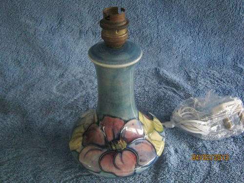 Moorcroft Anemone Lamp