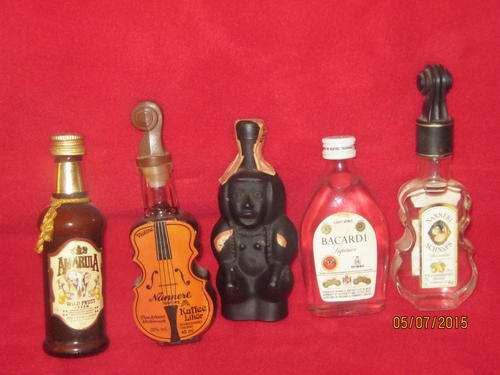 5 minature bottles of alcohol (Liquers 2)