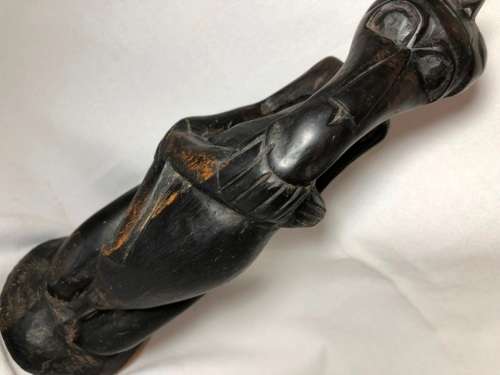 HIGHLY DETAILED HAND CARVED WOOD STATUE OF A CREATURE EATING 21cm