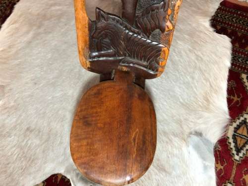 HAND CARVED FOLD-UP CHAIR