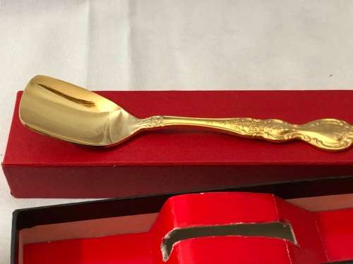 24 CT GOLD PLATED SUGAR SPOON