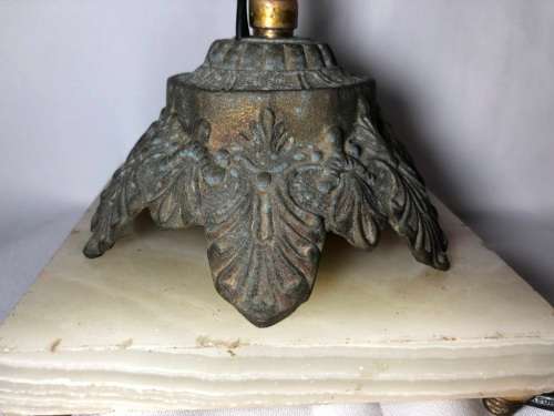 VINTAGE BRONZE FIGERUNE TABLE LAMP ON A MARBLE BASE - 44CM