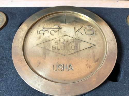 Vintage brass bullion weights in wooden box