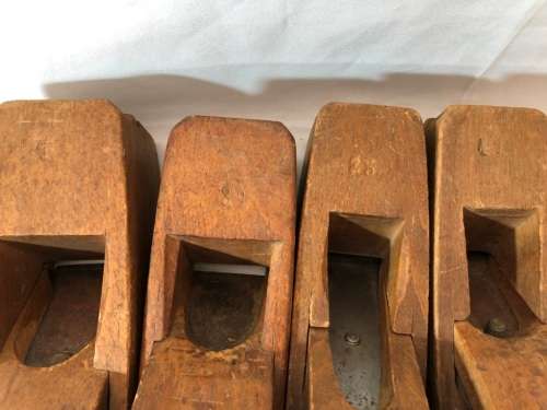 4 VINTAGE WOOD HAND PLANES NO 1,39,41,43 - 1X WILLIAM MARPLES & SONS BLADE IN NO 1