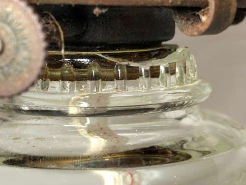 DETAILED GLASS OIL LAMP - WORKING (40CM)