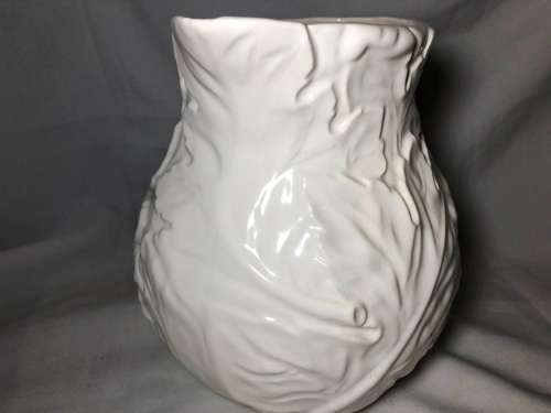 UNIQUE  AND RARE PORCELAIN MILK JUG - PERFECT CONDITION