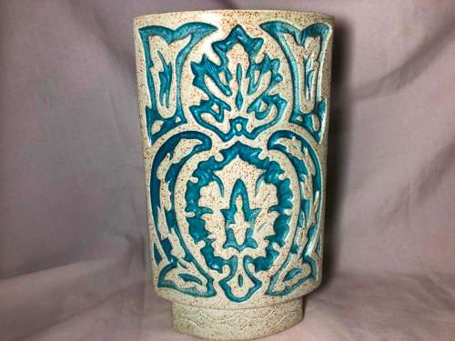 Retro Beswick vase in near perfect condition -  25cm - Made in England