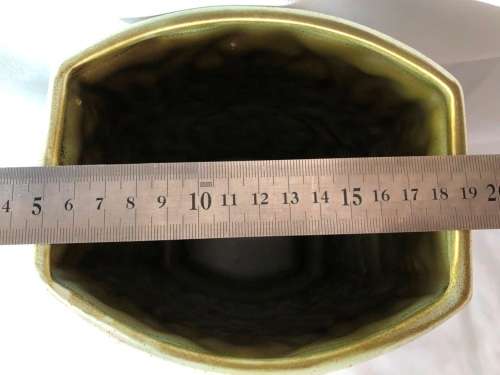 Retro Beswick vase in near perfect condition -  25cm - Made in England