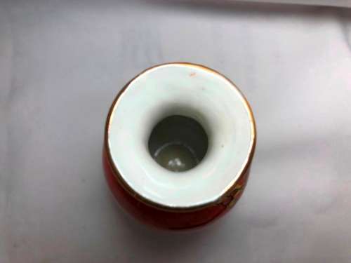 SMALL ORIENTAL HAND PAINTED PORCELAIN VASE