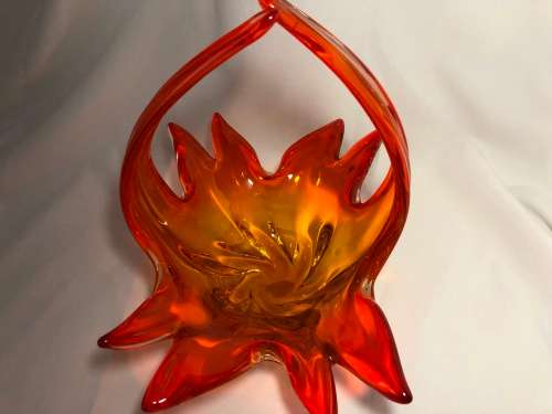 MURANO GLASS BASKET - NEAR PERFECT 24CM HIGH