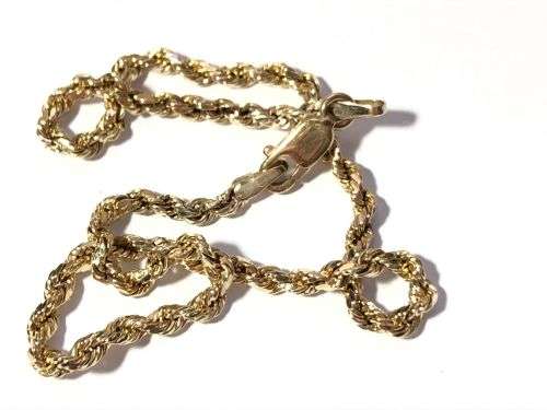 Exceptional 9ct gold bracelet - 19.5cm