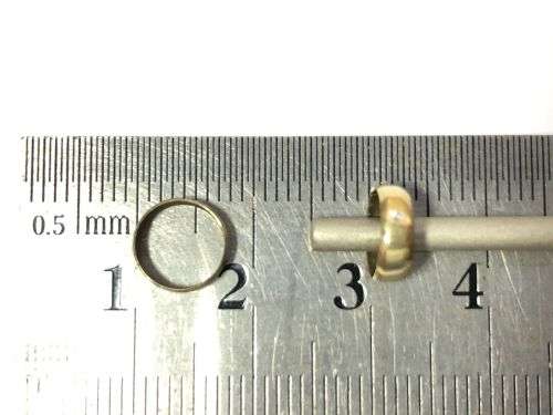 6 9ct Gold friendship rings for a necklace or bracelet