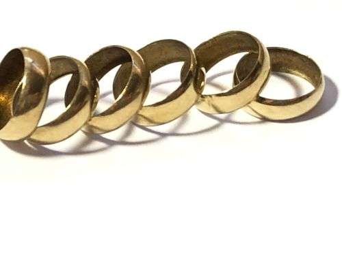 6 9ct Gold friendship rings for a necklace or bracelet