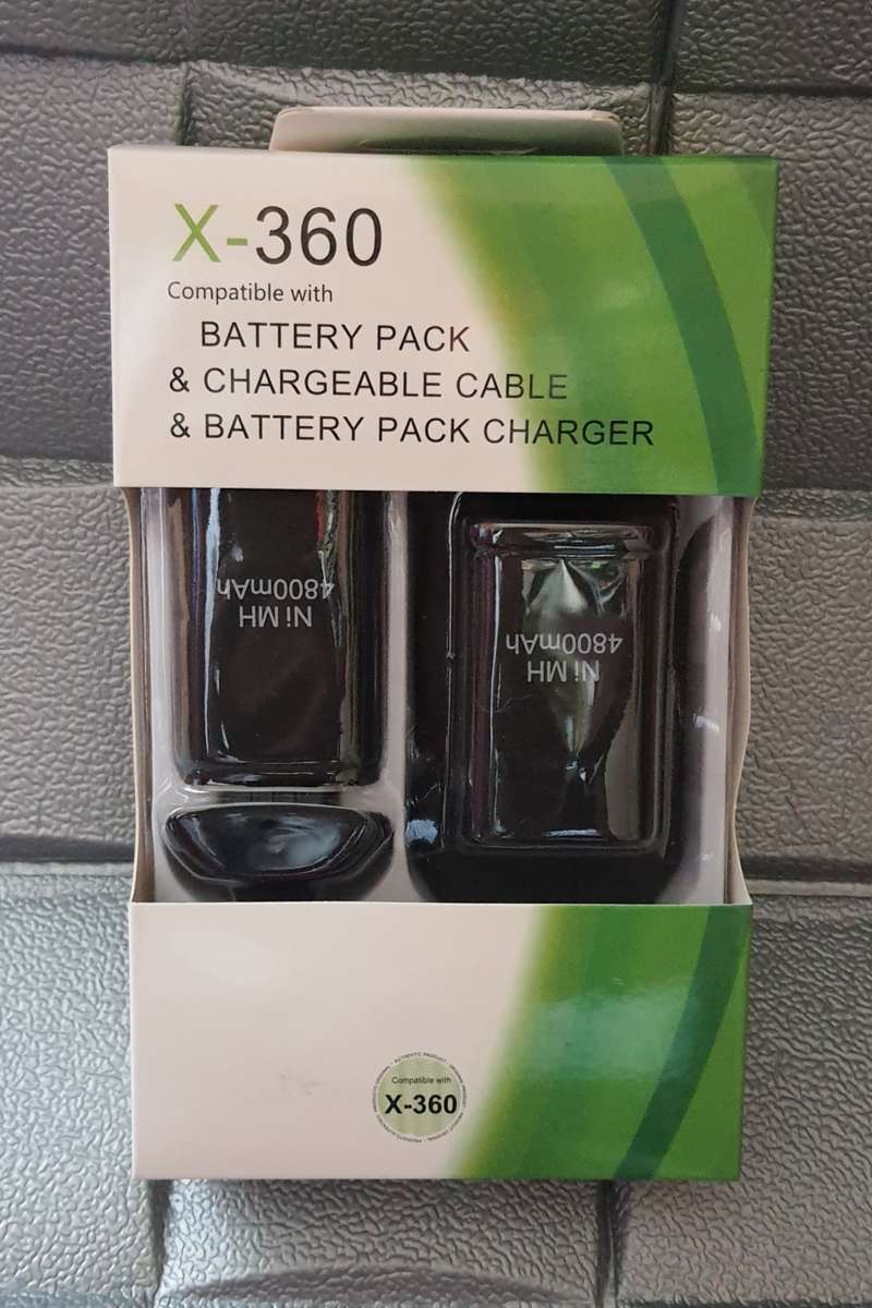 Xbox 360 Double Play and Charge Kit With Charging Dock Brand New