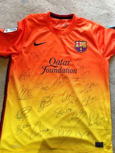 FC BARCELONA 2012-2013 squad signed shirt + COA RARE!! R1 NO RESERVE
