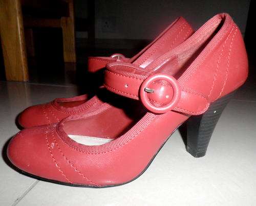 SEXY 3-INCH RED SHOES UK SIZE 3